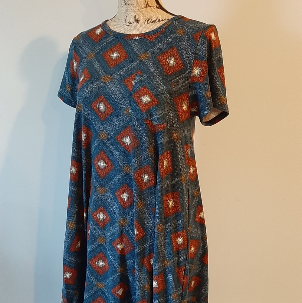 Lularoe Carly dress